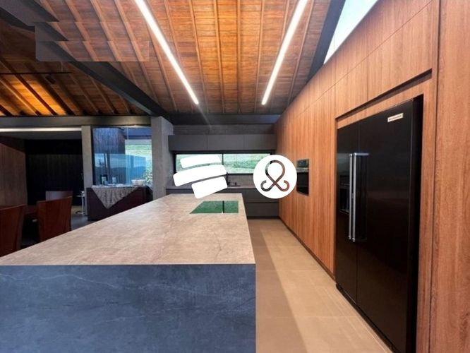 Casa de 3 alcobas en venta en Vía Las Palmas, Envigado · foto 2 de 9