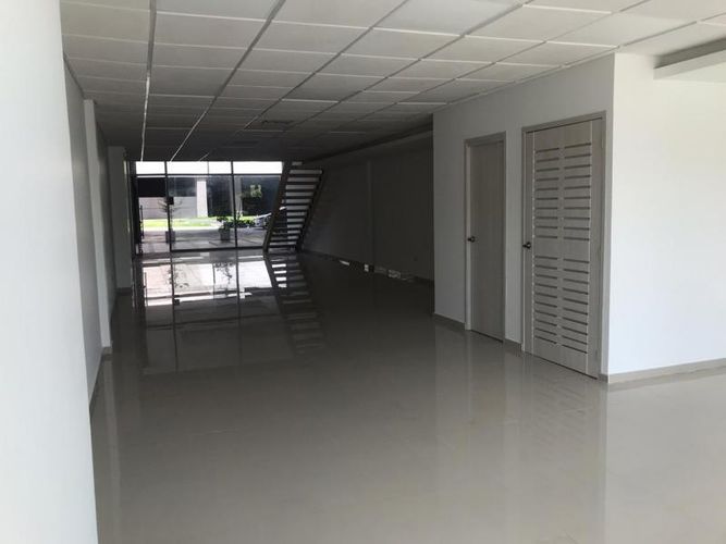 Local en arriendo en Ciudad Mallorquin, Barranquilla, 180 m² · foto 6 de 24