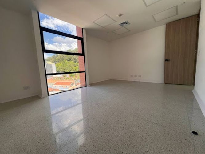 Consultorio en arriendo en Perpetuo Socorro, Medellín, 35 m² · foto 2 de 7