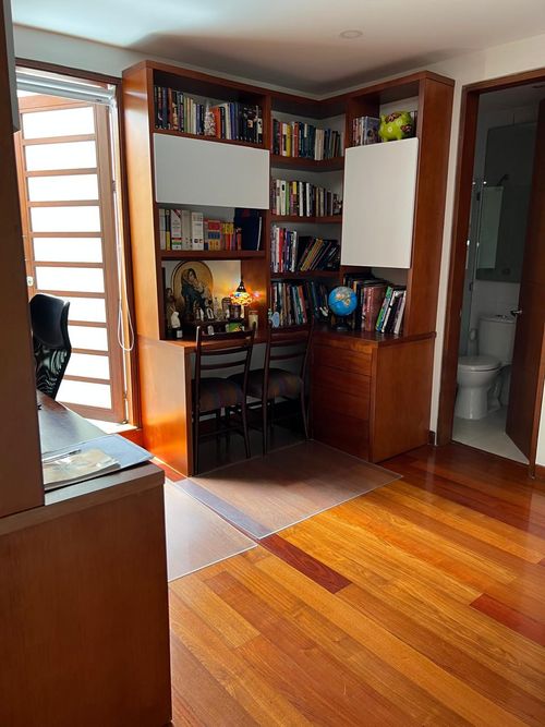 Apartamento de 4 alcobas en venta en San Patricio, Bogotá, 230 m² · foto 8 de 18