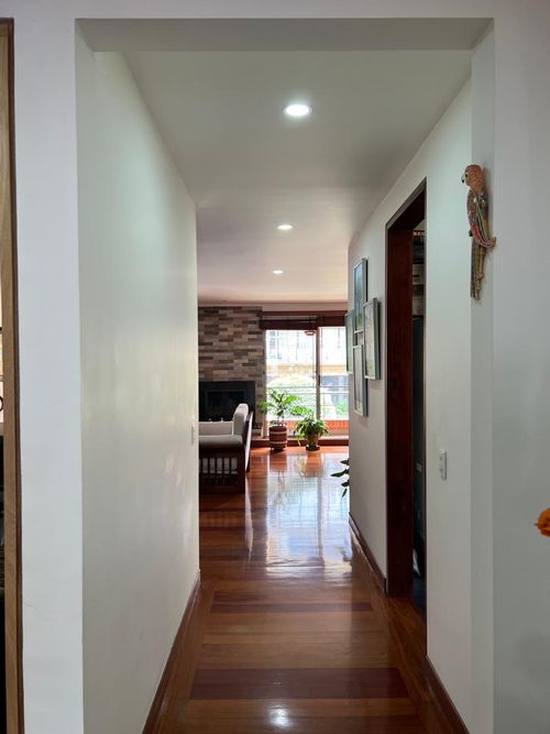 Apartamento de 4 alcobas en venta en San Patricio, Bogotá, 230 m² · foto 18 de 18