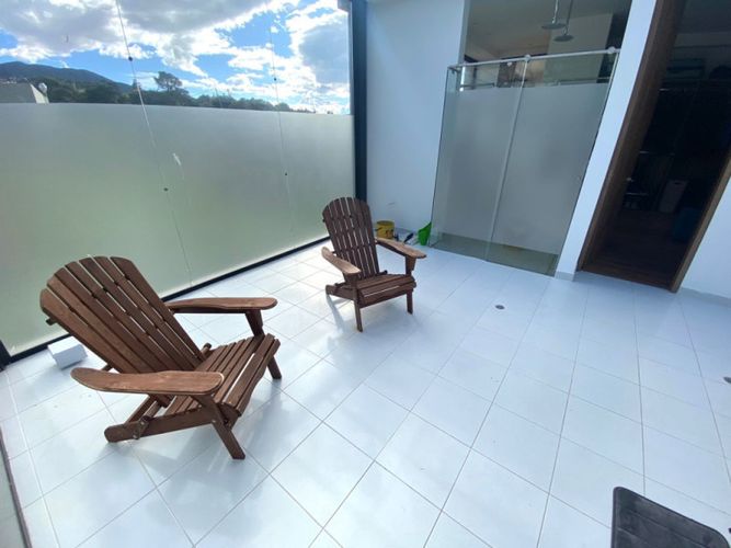 Casa de 4 alcobas en venta en Altamar, La Calera, 450 m² · foto 8 de 24