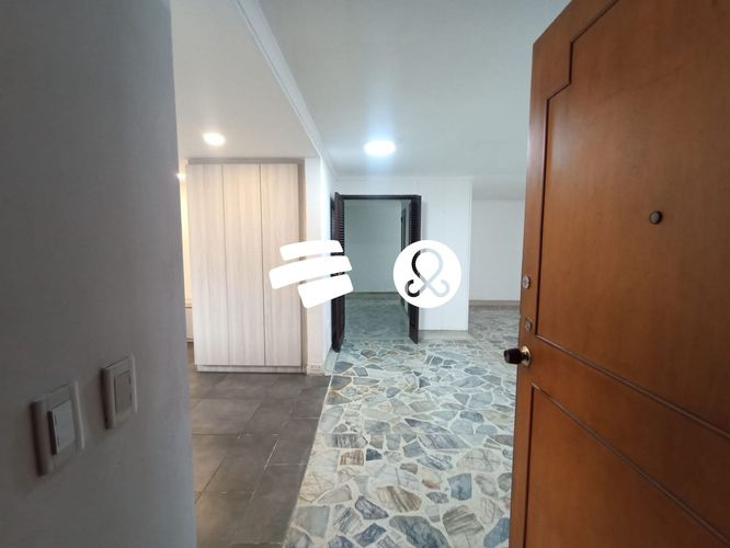 Apartamento en venta en La Candelaria, Medellín · foto 17 de 24