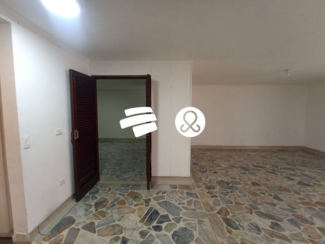 Apartamento en venta en La Candelaria, Medellín · foto 18 de 24
