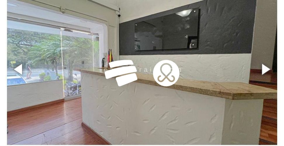 Casa de 7 alcobas en venta en El Poblado, Medellín, 281 m² · foto 3 de 8
