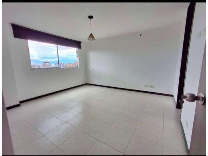 Apartamento de 2 alcobas en arriendo en El Poblado, Medellín, 74 m² · foto 5 de 18
