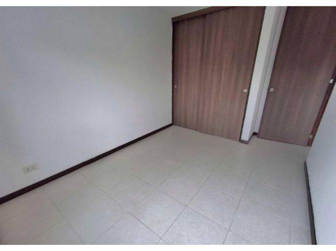 Apartamento de 2 alcobas en arriendo en El Poblado, Medellín, 74 m² · foto 6 de 18