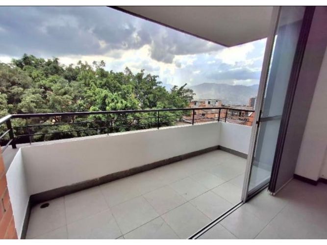 Apartamento de 2 alcobas en arriendo en El Poblado, Medellín, 74 m² · foto 15 de 18