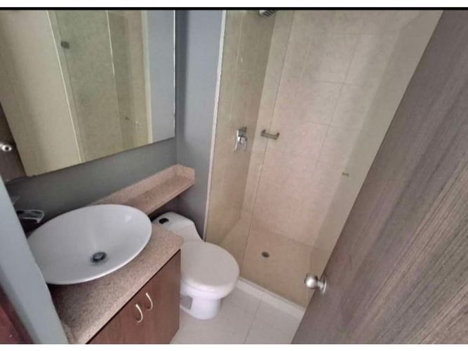 Apartamento de 2 alcobas en arriendo en El Poblado, Medellín, 74 m² · foto 16 de 18