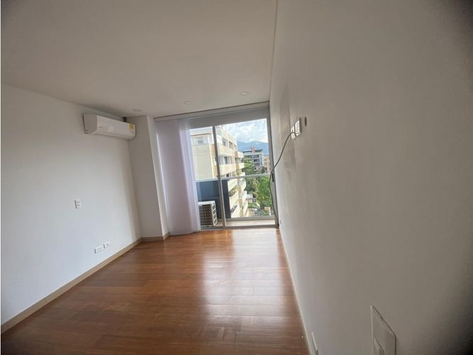 Apartamento de 2 alcobas en arriendo en El Poblado, Medellín, 72 m² · foto 20 de 24