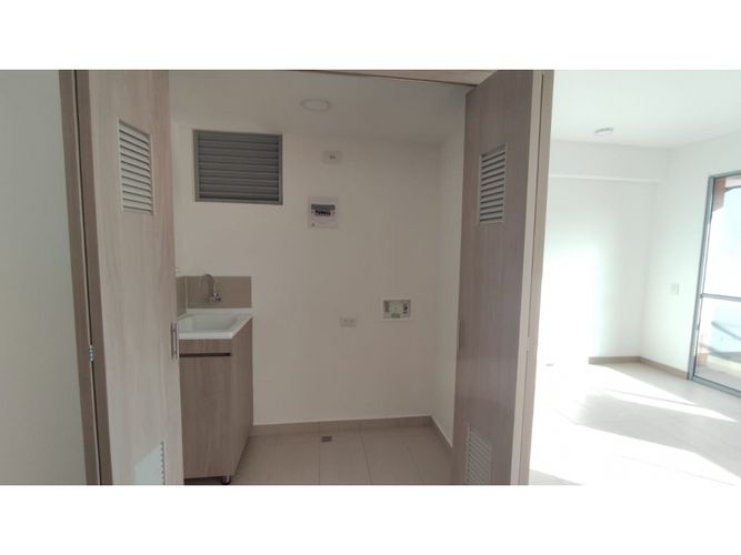 Apartamento de 3 alcobas en arriendo en El Porvenir, Rionegro, 80 m² · foto 5 de 16