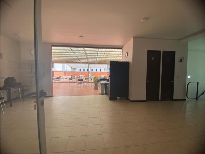 Oficina en venta en Patio Bonito, Medellín, 509 m² · foto 8 de 24