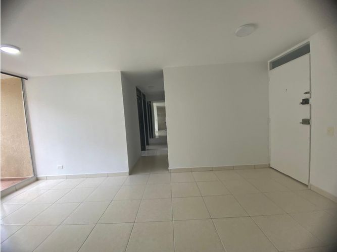 Apartaestudio en arriendo en Mesa, Envigado, 56 m² · foto 2 de 21