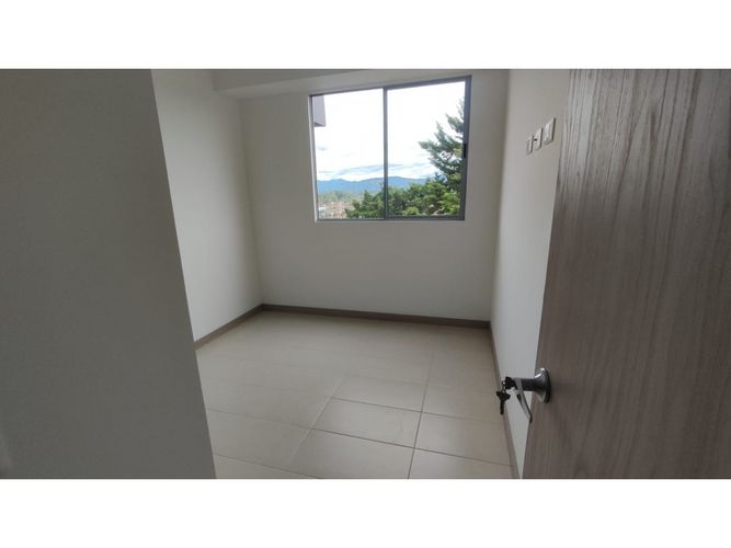 Apartamento de 3 alcobas en arriendo en Santa Ana, Rionegro, 82 m² · foto 16 de 17