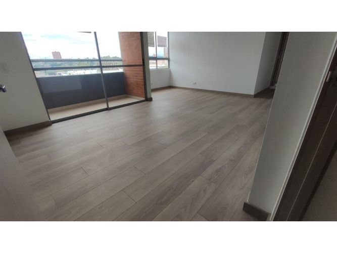 Apartamento de 3 alcobas en arriendo en Santa Ana, Rionegro, 78 m² · foto 2 de 18