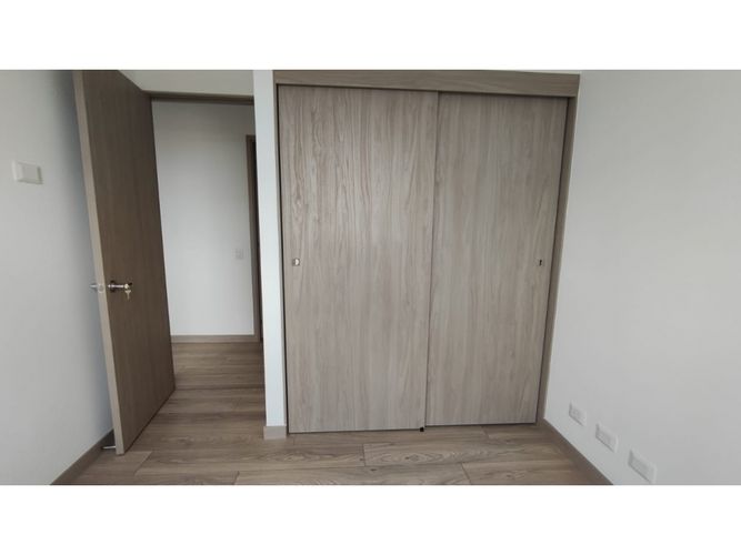 Apartamento de 3 alcobas en arriendo en Santa Ana, Rionegro, 78 m² · foto 14 de 18