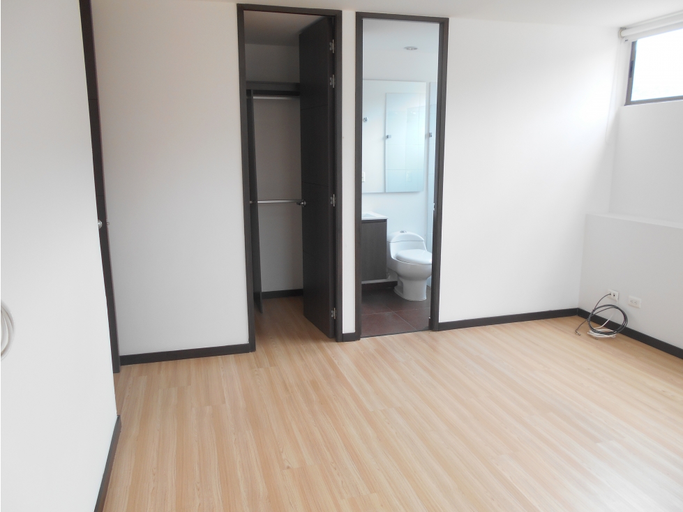 Apartamento en arriendo en Las Palmas, Medellín · foto 5 de 23