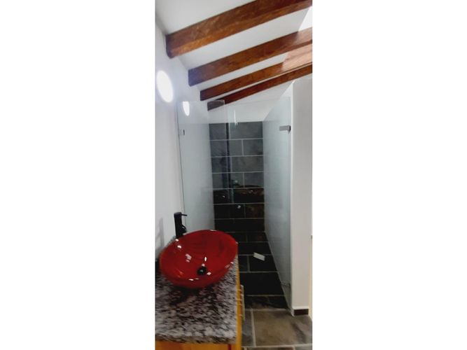 Casa de 3 alcobas en venta en La Alhambra, El Carmen de Viboral, 165 m² · foto 12 de 14