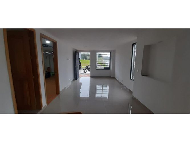 Casa de 3 alcobas en venta en La Alhambra, El Carmen de Viboral, 165 m² · foto 13 de 14