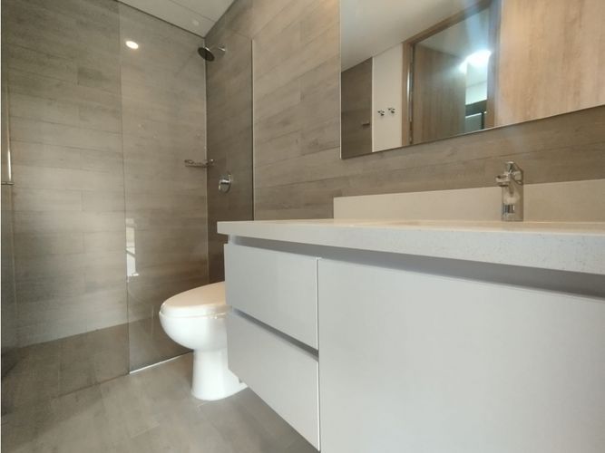 Apartamento de 2 alcobas en arriendo en El Diamante No. 2, Medellín, 74 m² · foto 13 de 13