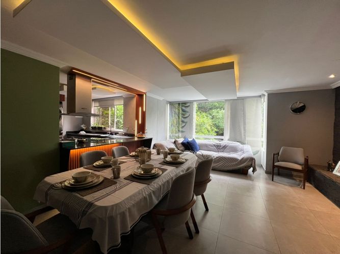 Apartamento de 4 alcobas en arriendo en El Poblado, Medellín, 130 m² · foto 3 de 24