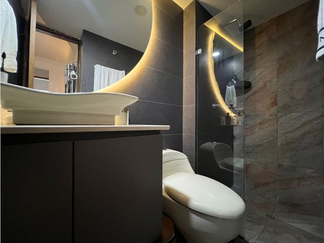 Apartamento de 4 alcobas en arriendo en El Poblado, Medellín, 130 m² · foto 6 de 24