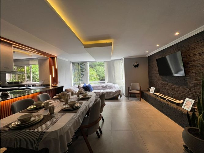 Apartamento de 4 alcobas en arriendo en El Poblado, Medellín, 130 m² · foto 10 de 24