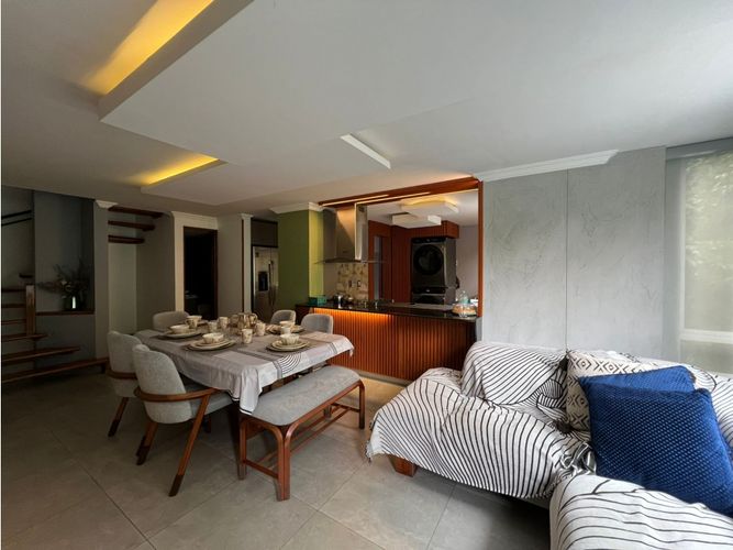 Apartamento de 4 alcobas en arriendo en El Poblado, Medellín, 130 m² · foto 12 de 24