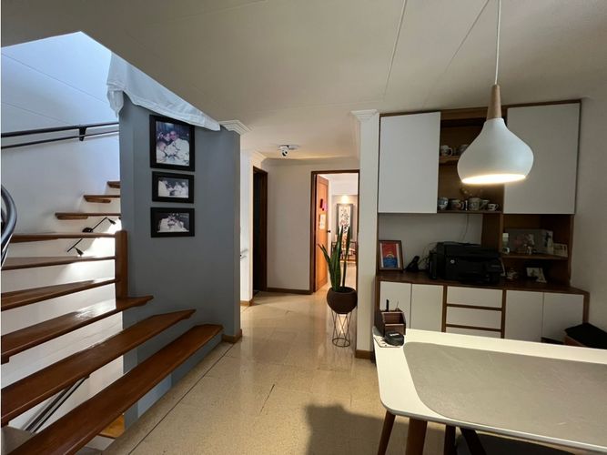 Apartamento de 4 alcobas en arriendo en El Poblado, Medellín, 130 m² · foto 13 de 24