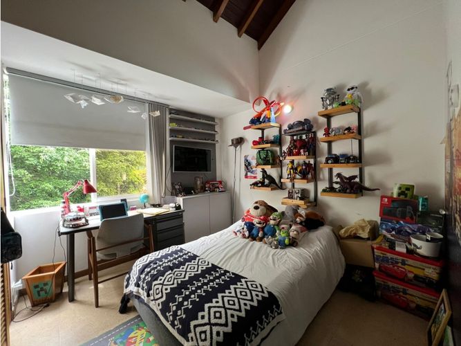 Apartamento de 4 alcobas en arriendo en El Poblado, Medellín, 130 m² · foto 24 de 24