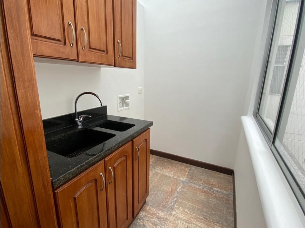 Apartamento en arriendo en Las Palmas, Medellín · foto 7 de 20