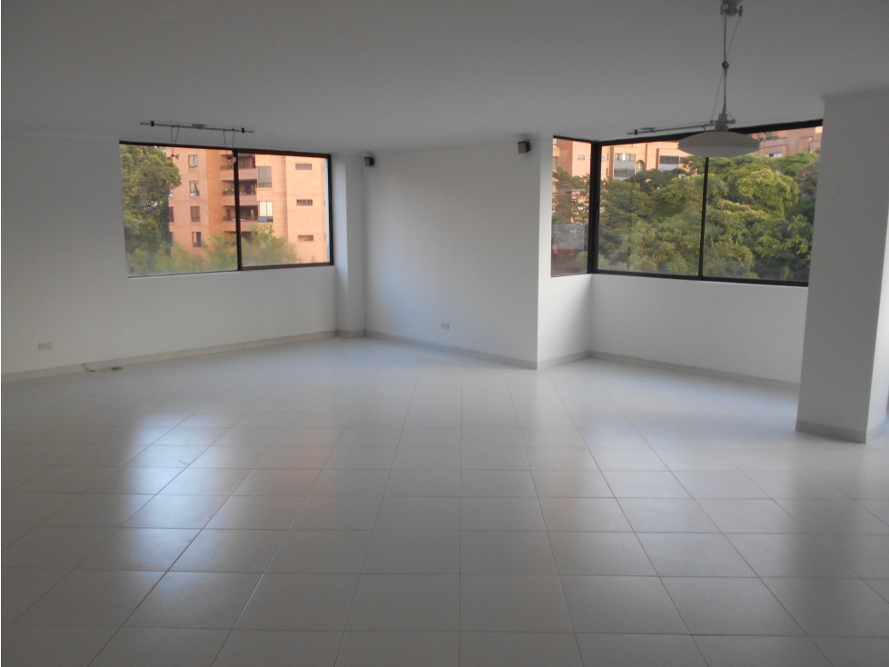 3BR Apartment in Milla de Oro (150 m²) - 3