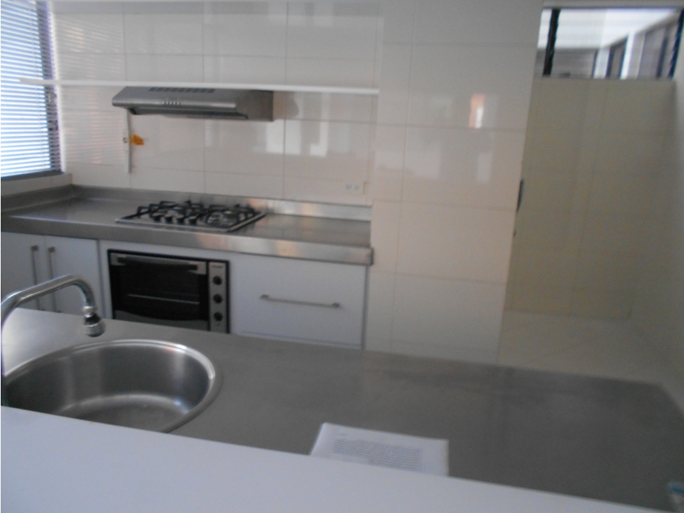 Apartamento en arriendo en Milla De Oro, Medellín · foto 7 de 21
