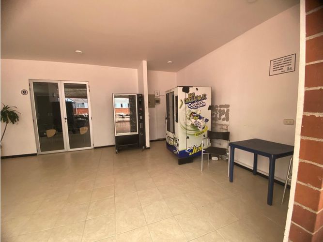 Oficina en arriendo en La Candelaria, Medellín, 509 m² · foto 20 de 24