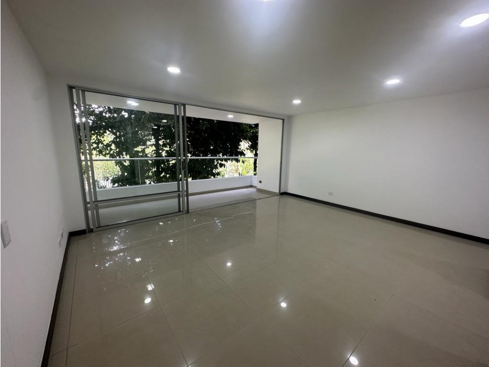 3BR Apartment in Milla de Oro (110 m²) - 2