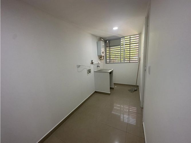 Apartamento en arriendo en Milla De Oro, Medellín · foto 9 de 22