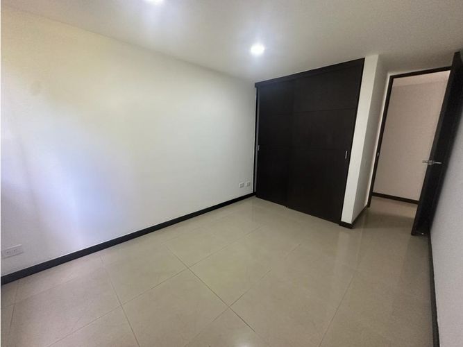 Apartamento en arriendo en Milla De Oro, Medellín · foto 12 de 22