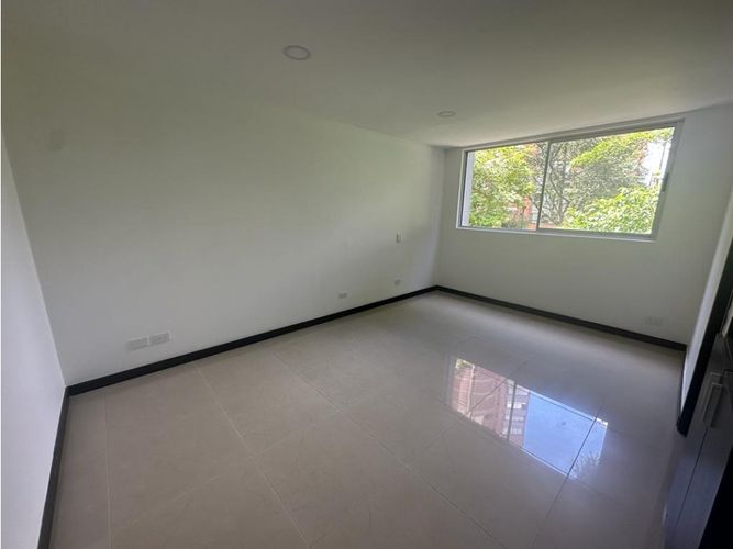 Apartamento en arriendo en Milla De Oro, Medellín · foto 16 de 22