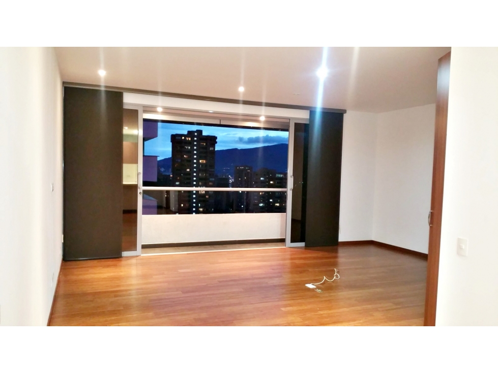 1BR Apartment in El tesoro (65 m²) - 3