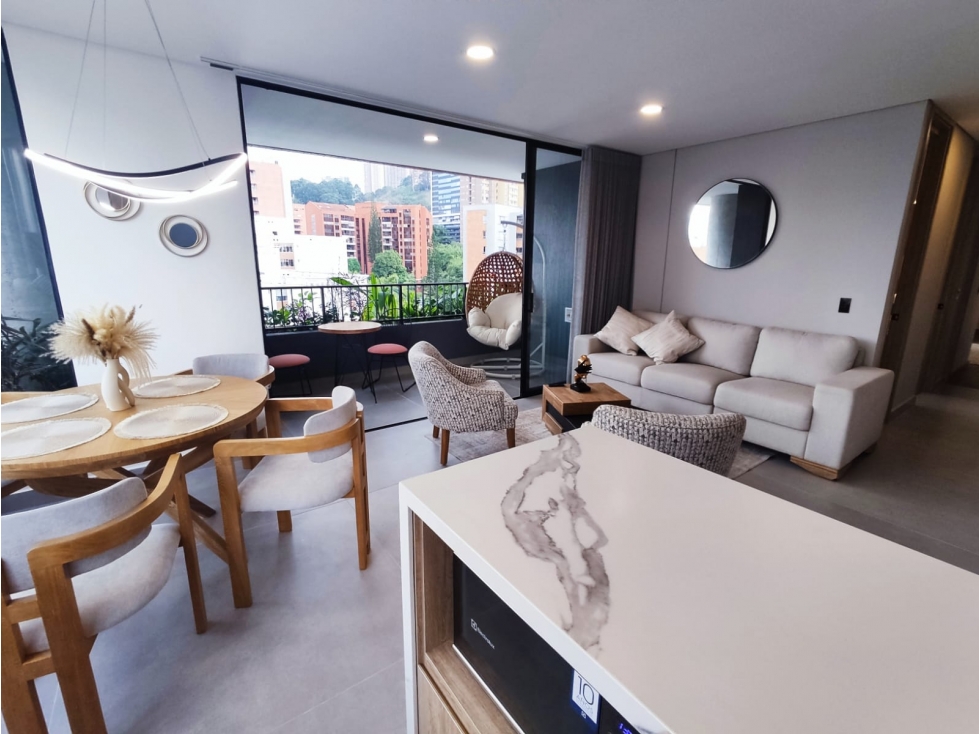 Apartamento en arriendo en Castropol, Medellín · foto 9 de 24