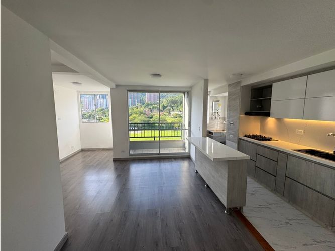Apartamento de 2 alcobas en venta en Bello, 55 m² · foto 6 de 18