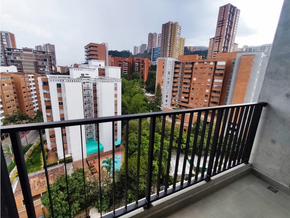 Apartamento en arriendo en Castropol, Medellín · foto 21 de 24
