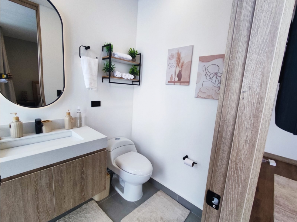 Apartamento en arriendo en Castropol, Medellín · foto 23 de 24