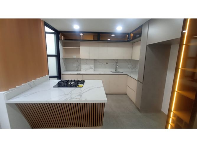 Casa de 4 alcobas en venta en Gualanday, Rionegro, 168 m² · foto 3 de 19
