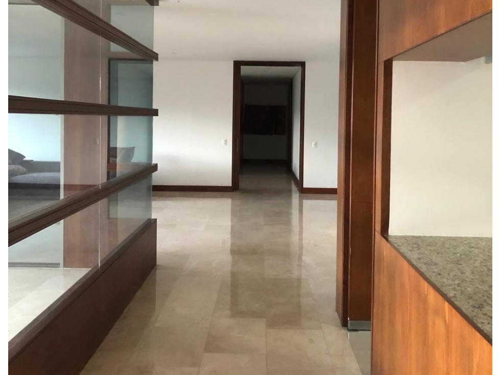 Apartamento en arriendo en Cola Del Zorro, Medellín · foto 3 de 18