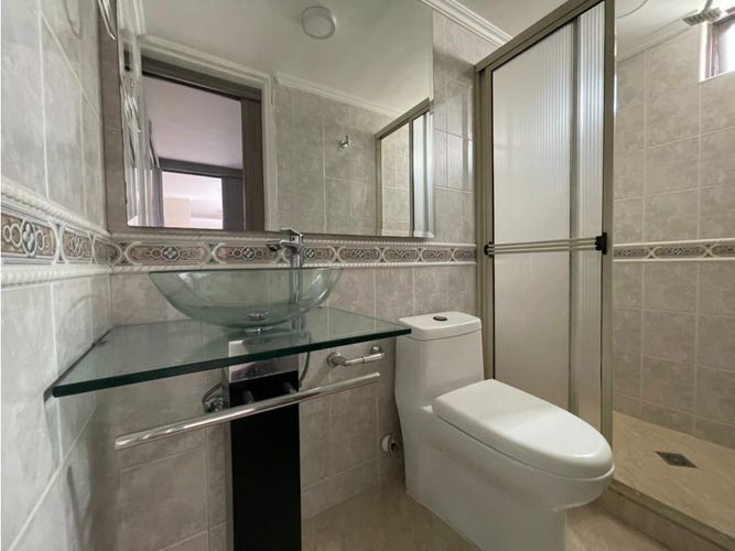 Apartamento de 3 alcobas en venta en Castropol, Medellín, 160 m² · foto 7 de 22
