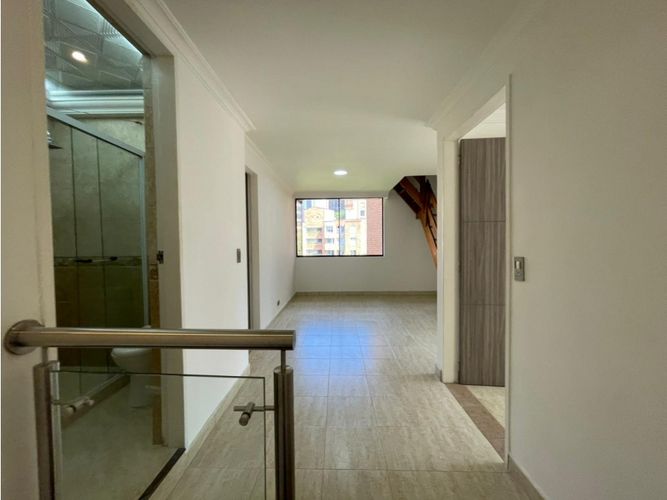 Apartamento de 3 alcobas en venta en Castropol, Medellín, 160 m² · foto 9 de 22