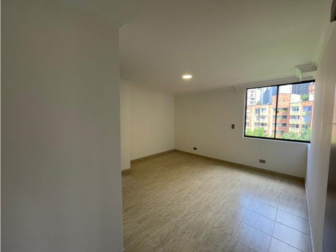 Apartamento de 3 alcobas en venta en Castropol, Medellín, 160 m² · foto 20 de 22