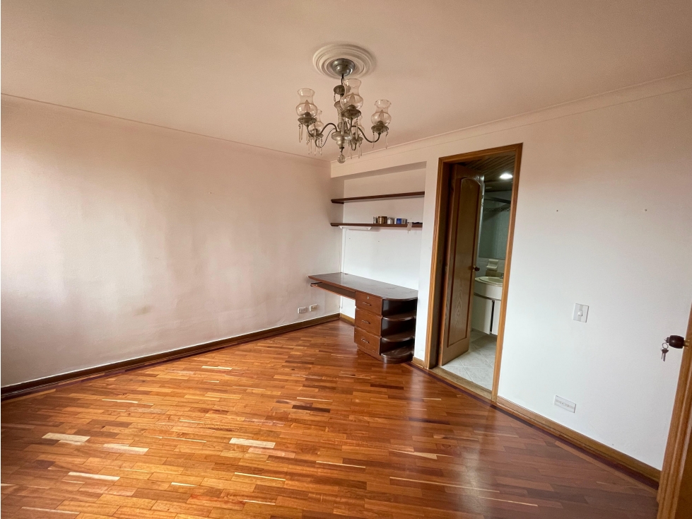 Apartamento de 3 alcobas en arriendo en Santa María De Los Ángeles, Medellín, 160 m² · foto 6 de 15