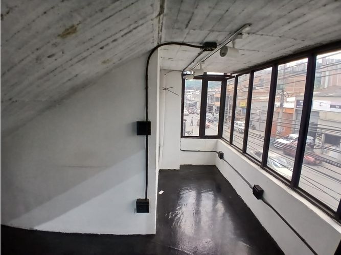 Oficina en arriendo en Colombia, Medellín, 65 m² · foto 3 de 21